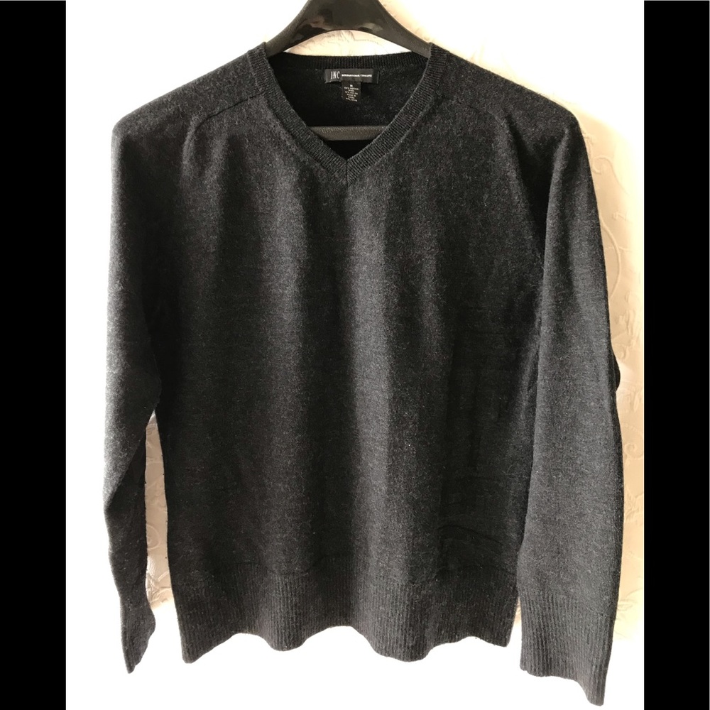 Inc men’s medium v neck sweater